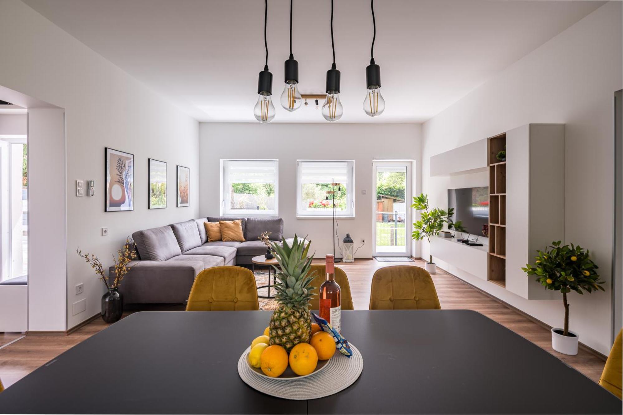 Balatonic Lemon Apartmanhaz Siofok Ngoại thất bức ảnh